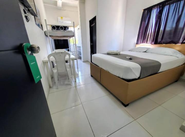 Hotel Hm Caribe Санта Марта Екстериор снимка